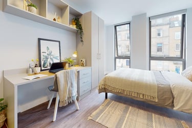 iQ Elliott House Student Halls, 8-10 Hillside Crescent, City Centre, Edinburgh, EH7 5EA - Image 1